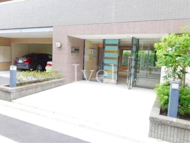 建物外観　エントランス