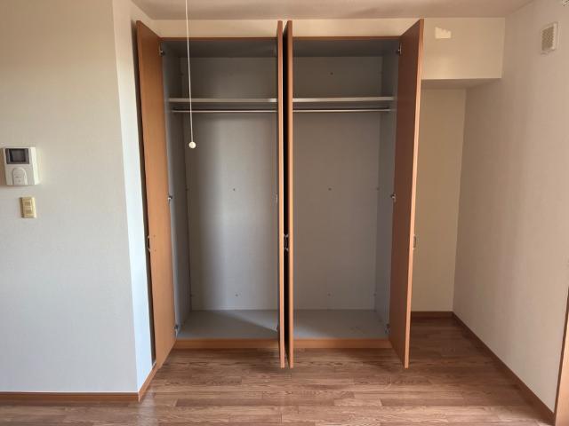 収納　リビングクローゼット