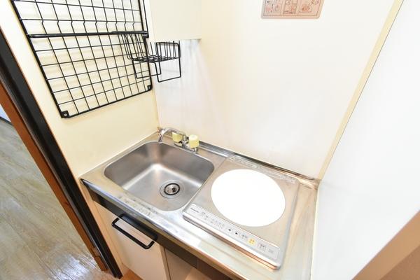 キッチン　別部屋の参考写真です。現況有姿