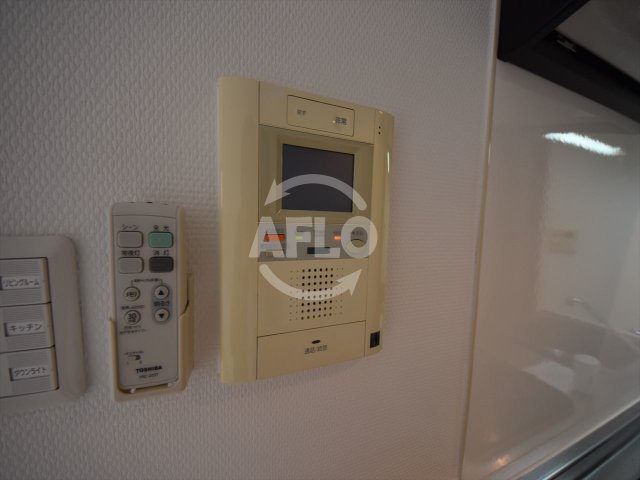 セキュリティ　グランシス天満橋　TVモニター付きインターホン