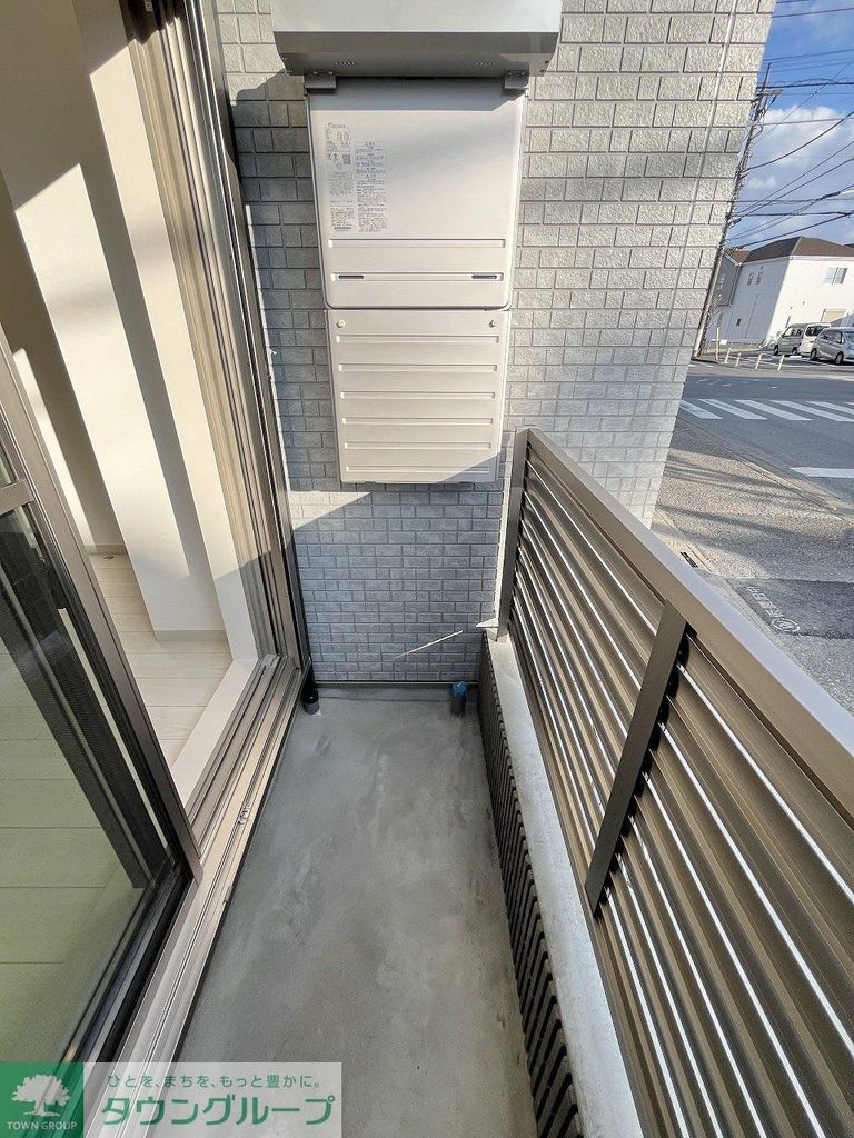 ＪＲ京浜東北線 蕨駅 バス乗車時間：10分 最寄りバス停で下車 徒歩6分 3階建 築2年の内装写真