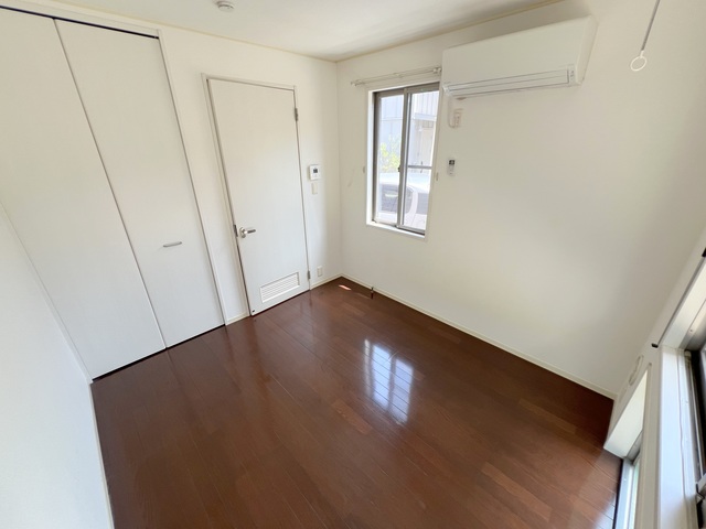 その他部屋・スペース　★２面採光の明るい角部屋です★