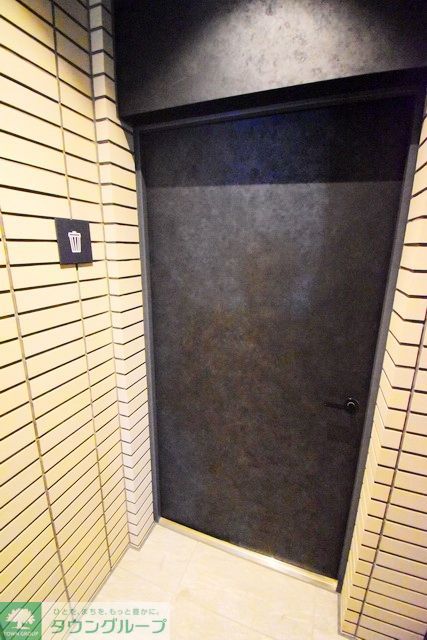 京急本線 戸部駅 徒歩4分 10階建 築5年の外観写真