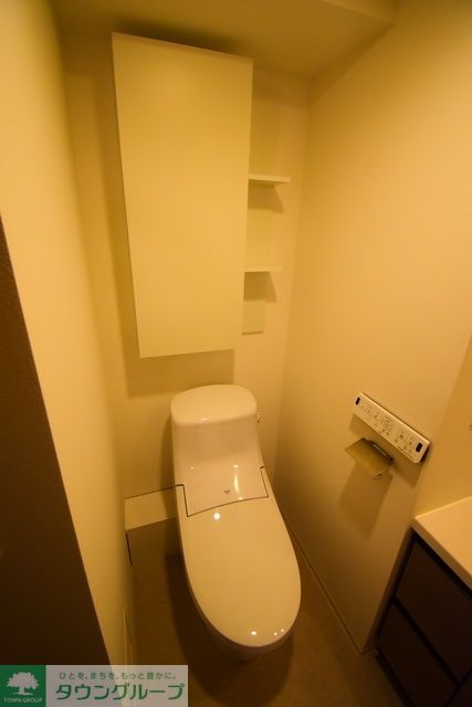 京急本線 戸部駅 徒歩4分 10階建 築5年のトイレ写真