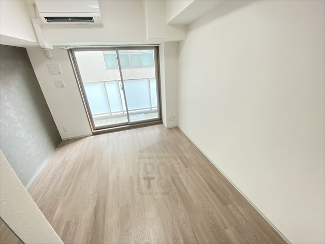 SOLASIA residence千里丘の居間写真