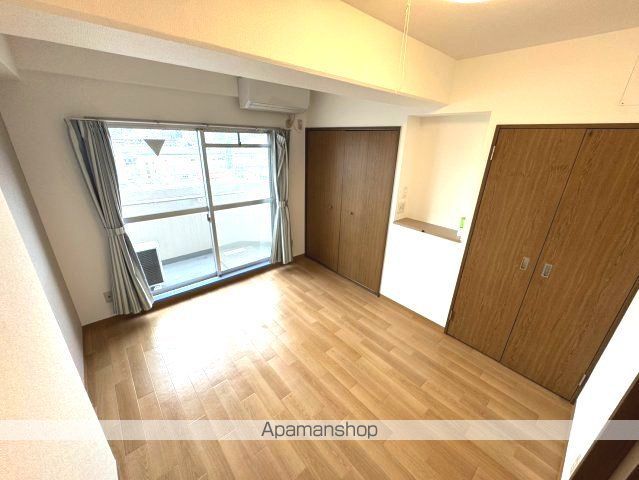 ＪＲ関西本線 奈良駅 徒歩14分 7階建 築30年の居間写真