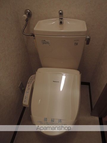 地下鉄東西線 二十四軒駅 徒歩10分 3階建 築21年の玄関写真