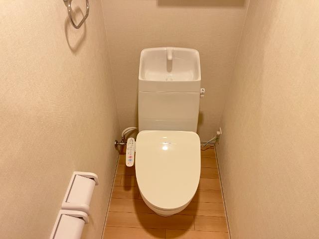 トイレ　トイレ