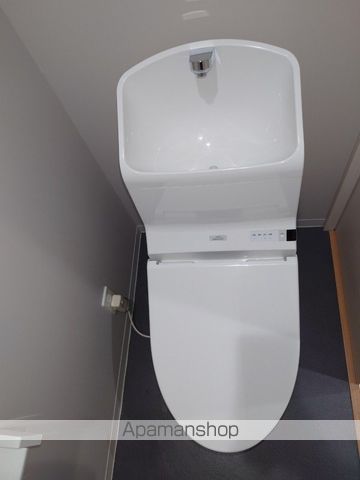 京成松戸線 上本郷駅 徒歩6分 2階建 築10年のトイレ写真