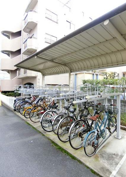 東急東横線 武蔵小杉駅 徒歩10分 3階建 築15年の外観写真