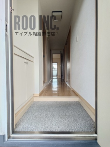 メゾンシャルマンの玄関写真