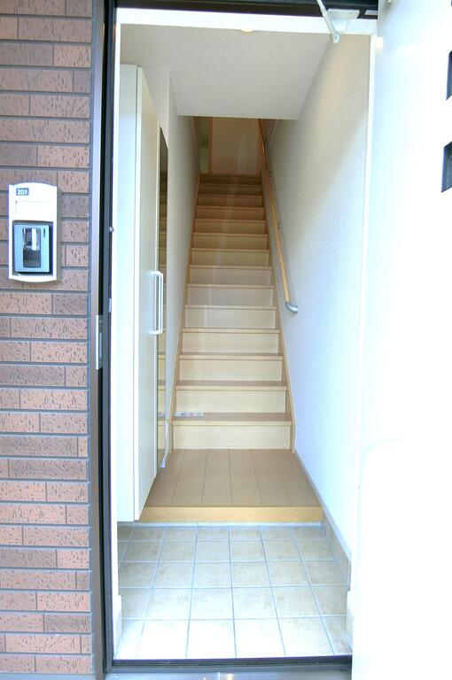玄関　同型物件です。