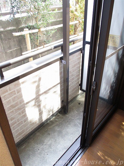 バルコニー　●洗濯物が干せるバルコニー♪