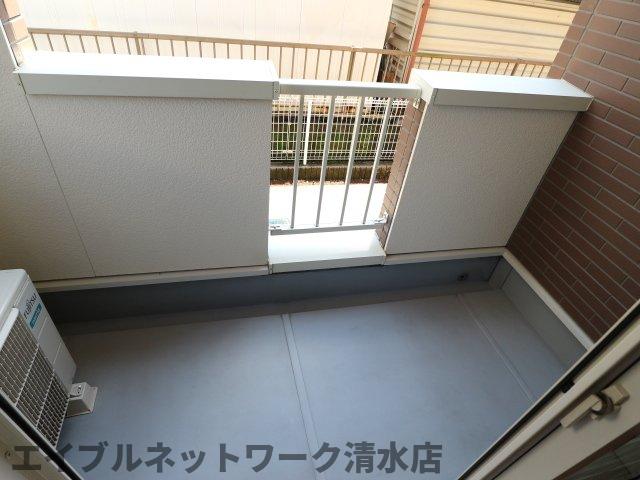 バルコニー　陽当たり良好なバルコニーです