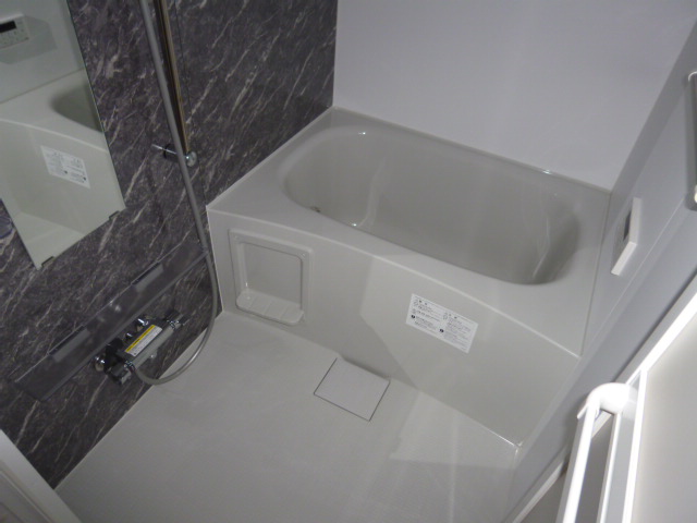 バス・シャワールーム　追い焚きバス