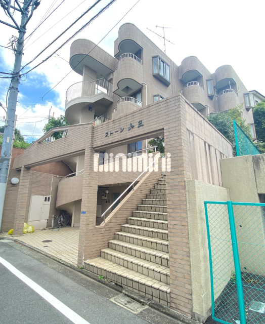 品川区西大井のマンションの建物外観