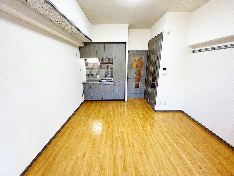 居室・リビング　★洋室８帖★