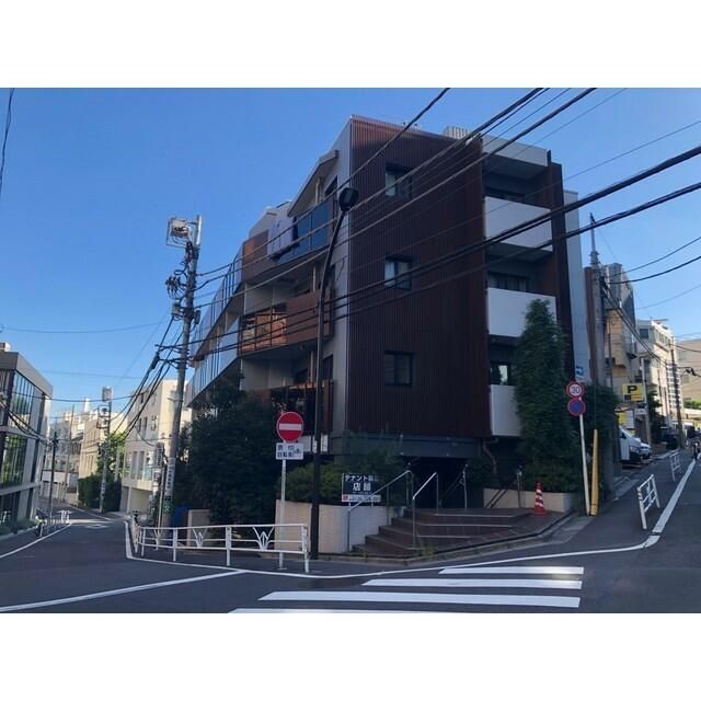 【スタイリオ渋谷南平台の建物外観】