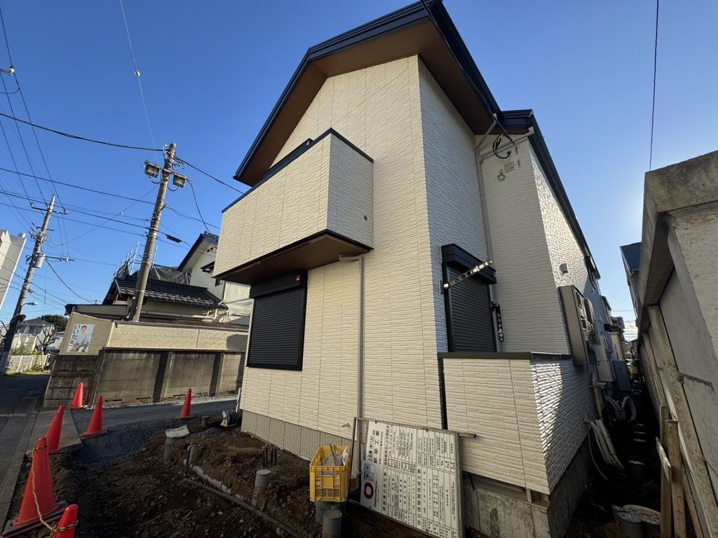 【仮称)調布市上石原1丁目新築工事の建物外観】