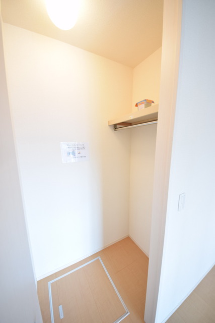 収納　◇たっぷり入るウォークインタイプ◇