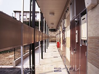 玄関　同等タイプのイメージ写真です。