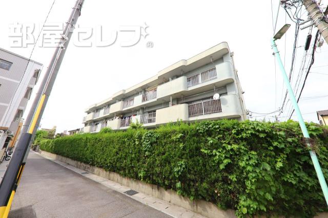 建物外観　落ち着いた土地でまったり暮らしませんか。