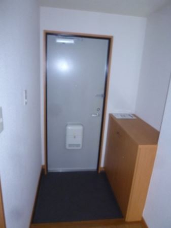 玄関　シンプルで使いやすい玄関です