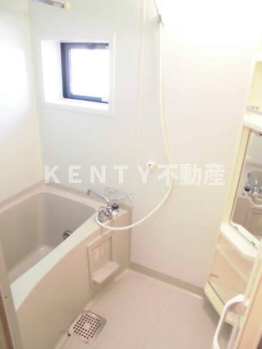 バス・シャワールーム　203       (浴室乾燥機付)