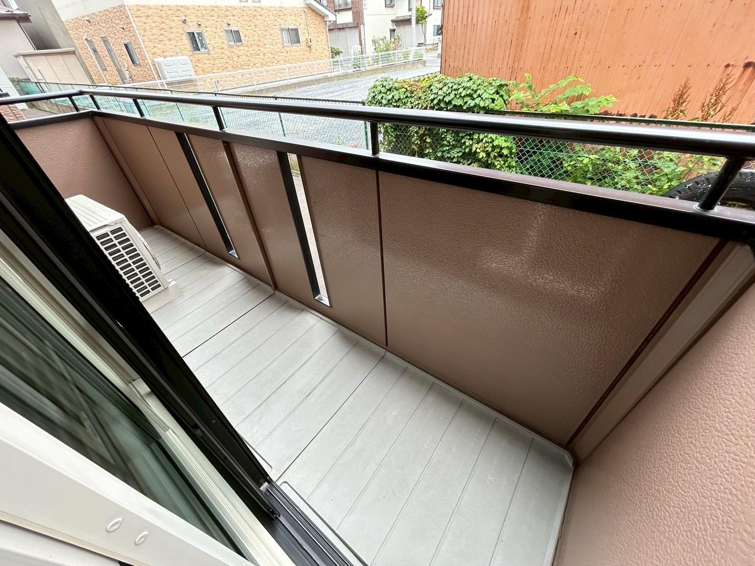 バルコニー　バルコニー