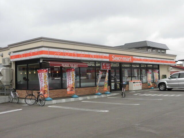 コンビニ　セイコーマート函館港町店（コンビニ）まで446m