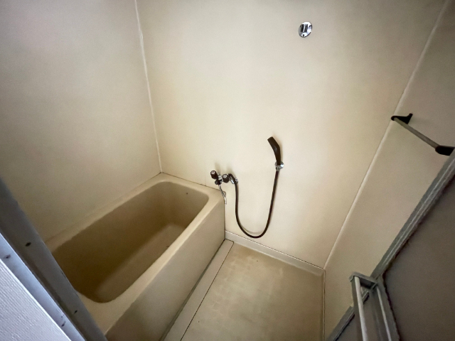 バス・シャワールーム　バスルーム