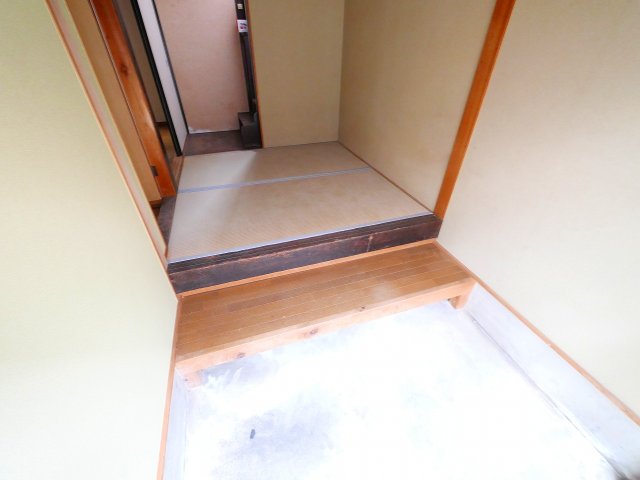 玄関　シンプルで使いやすい玄関です