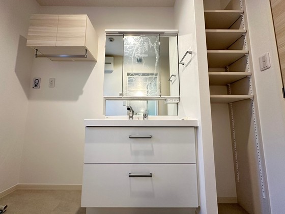 洗面設備　※別部屋の写真です