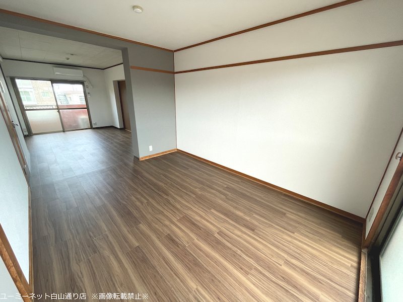 居室・リビング　LDK14帖☆