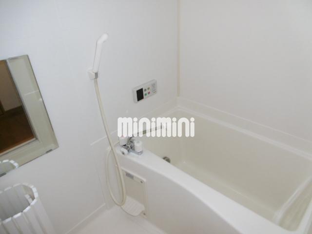 バス・シャワールーム　追炊き機能付きで便利です