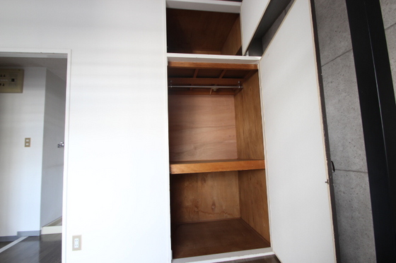 収納　※別号室の写真です