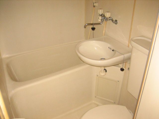 バス・シャワールーム　バス