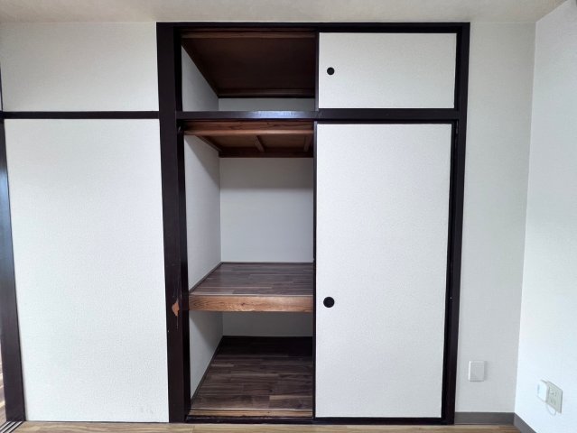 収納　グランド・マンション向陽