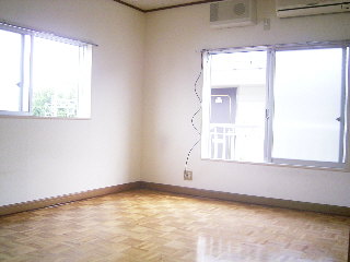 居室・リビング　別号室の写真です