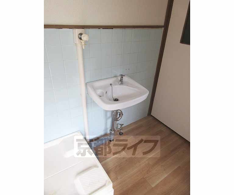 洗面設備　独立洗面台です！