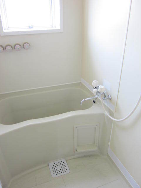 バス・シャワールーム　浴室※同タイプ参考写真