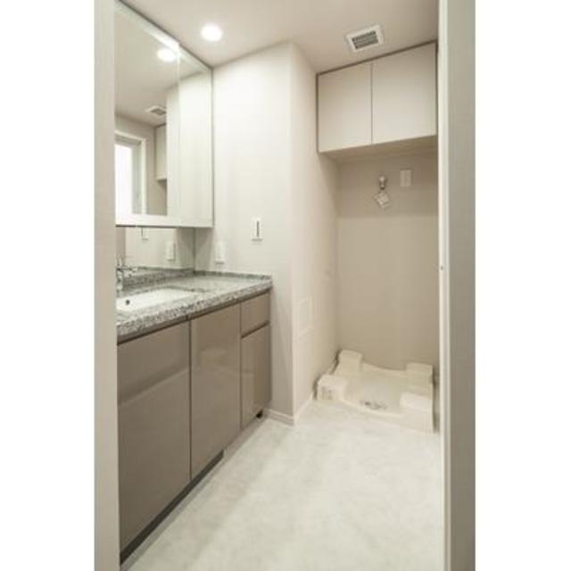 洗面設備　※写真は同タイプ住戸です。