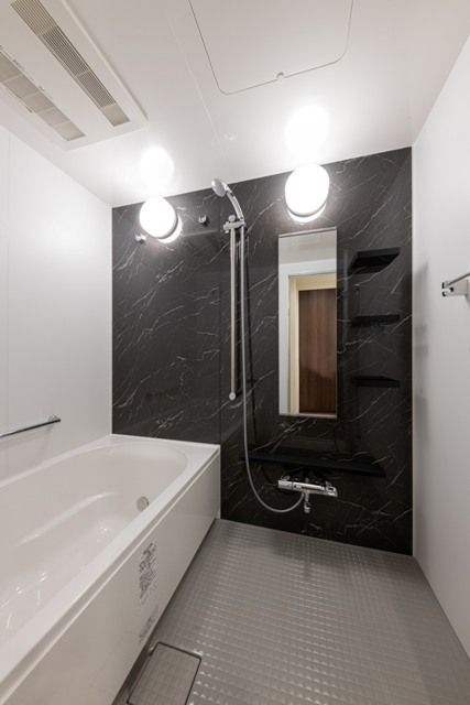 バス・シャワールーム