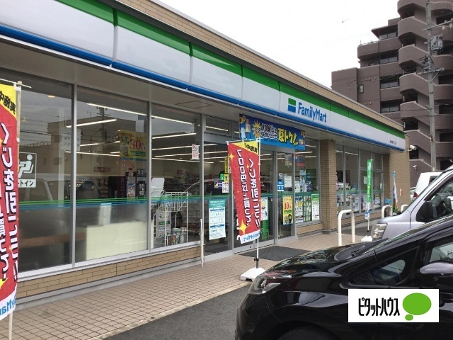 コンビニ　ファミリーマート瑞穂本願寺二丁目店（コンビニ）まで372m