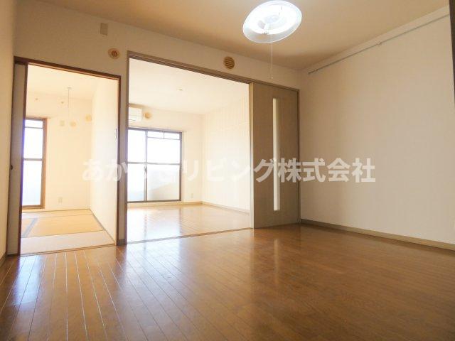 居室・リビング　同社施工例