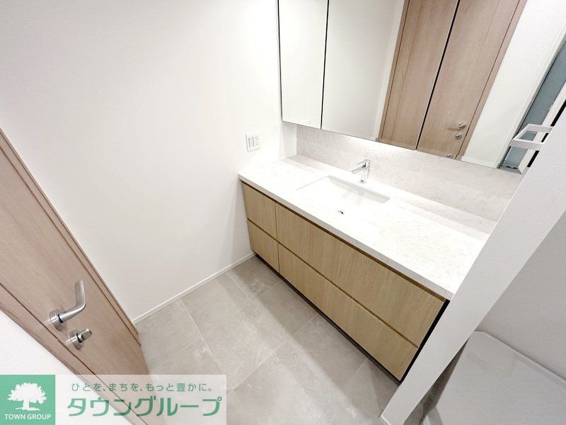 洗面設備　お部屋探しは株式会社　タウンハウジング　までお気軽にお問合…
