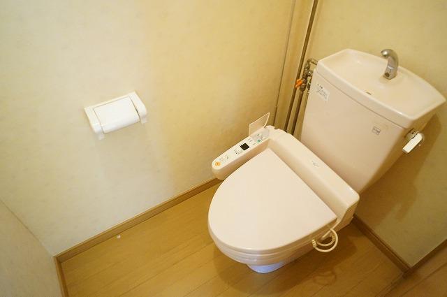 トイレ　トイレ