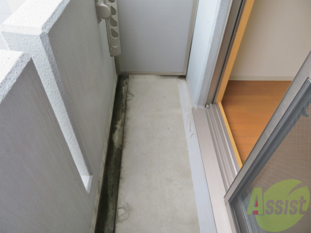 バルコニー　バルコニーは作業もしやすい広さです。家庭菜園もできそう！