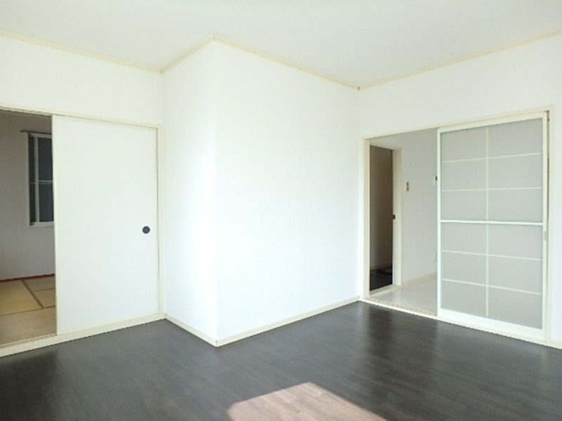 居室・リビング　図面と現状に相違がある場合には現状を優先