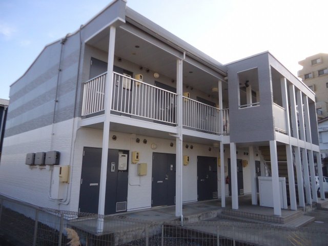 建物外観　2022年12月に外壁塗装いたしました。